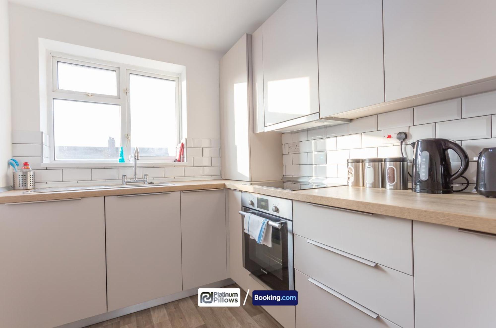Spacious 2Br Apt In Oxford, Long Stay Savings, Near Hospitals & Universities Экстерьер фото
